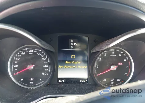 2016 Mercedes-Benz C 300 4Matic из США, поврежденный, VIN 55SWF4KB0GU101936